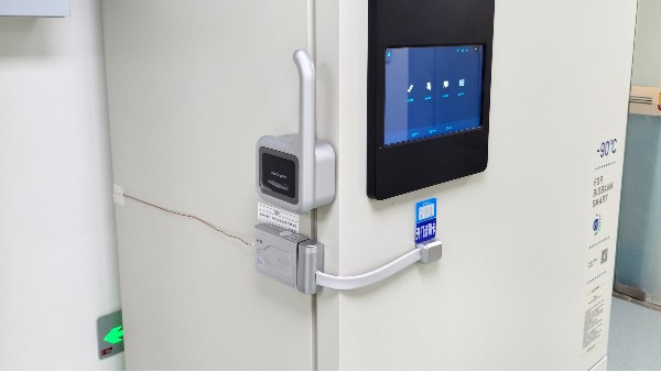 6841388d70cf056622bd87e0279e10f